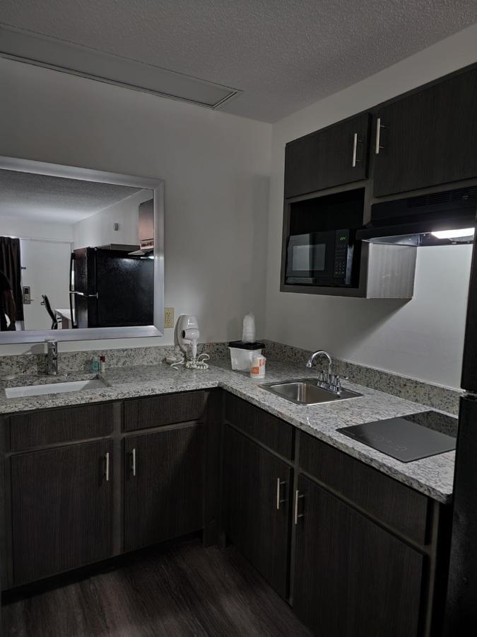 Suburban Studios Cookeville Bagian luar foto