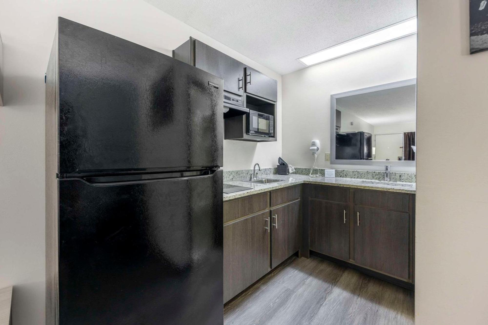 Suburban Studios Cookeville Bagian luar foto